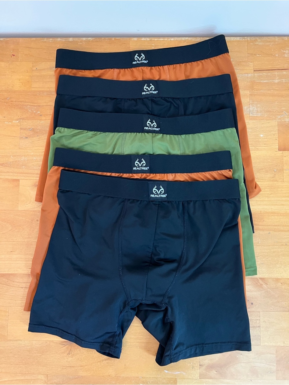 Realtree Men’s Medium Boxer Briefs 5 Pack Black Green Orange Stretch